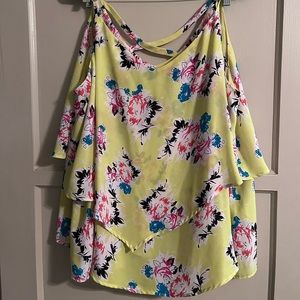 Torrid yellow floral tank top size 4